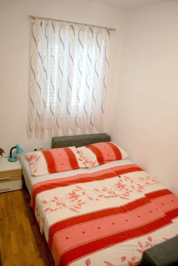 Apartment Dalmatia Makarska Exterior photo